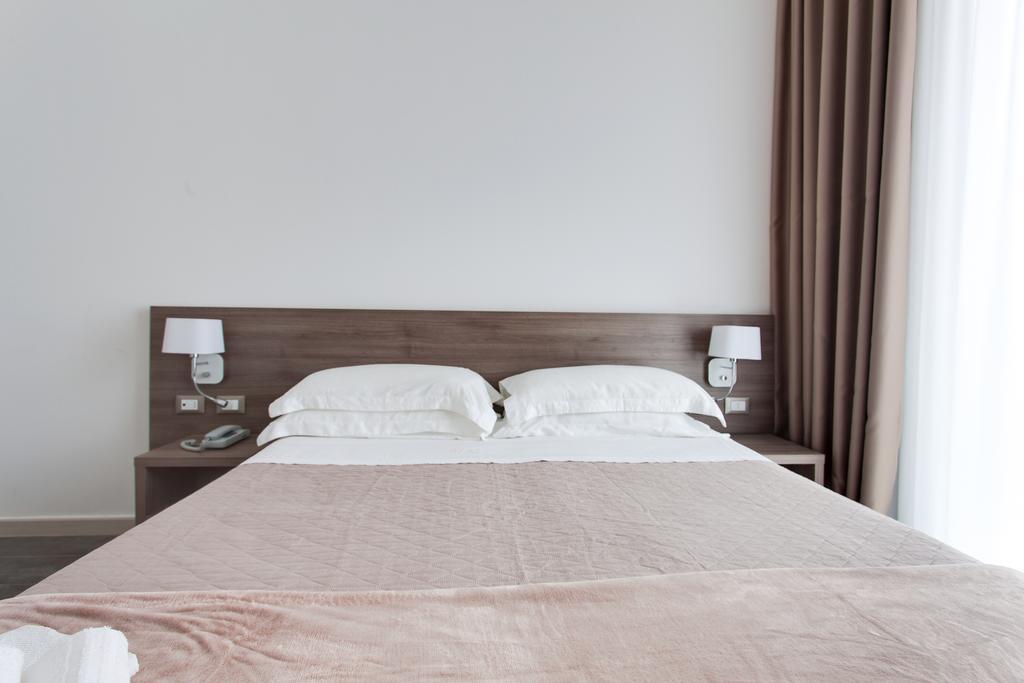 Hotel Nadir 3*